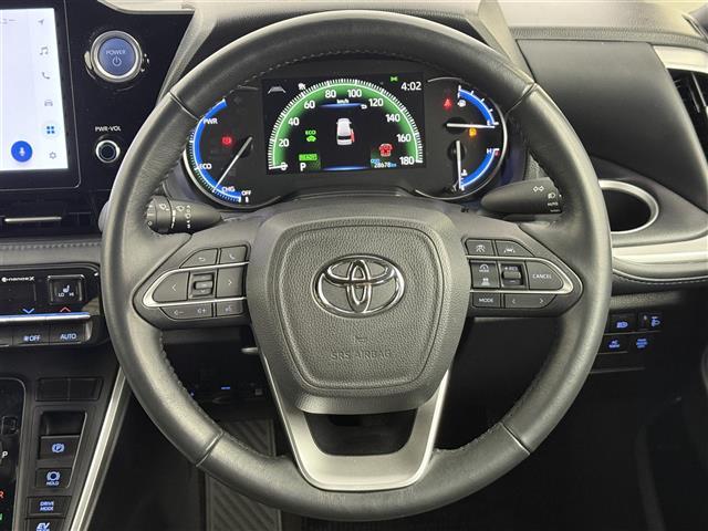 ヴォクシー ハイブリッドＳ－Ｚ　純正ディスプレイオーディオ　フルセグＴＶ　Ｂｌｕｅｔｏｏｔｈ接続　ＤＶＤ　ＣＤ　ＡＭ　ＦＭ　トヨタセーフティセンス　プリクラッシュセーフティ　レーントレーシングアシスト　レーダークルーズコントロール（3枚目）