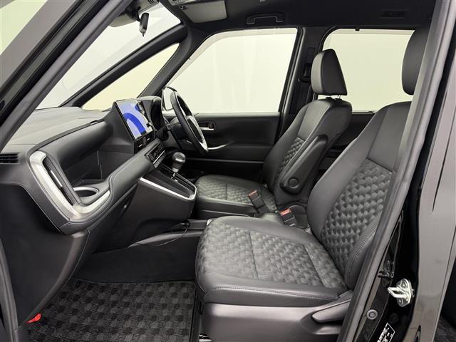 ヴォクシー ハイブリッドＳ－Ｚ　純正ディスプレイオーディオ　フルセグＴＶ　Ｂｌｕｅｔｏｏｔｈ接続　ＤＶＤ　ＣＤ　ＡＭ　ＦＭ　トヨタセーフティセンス　プリクラッシュセーフティ　レーントレーシングアシスト　レーダークルーズコントロール（22枚目）
