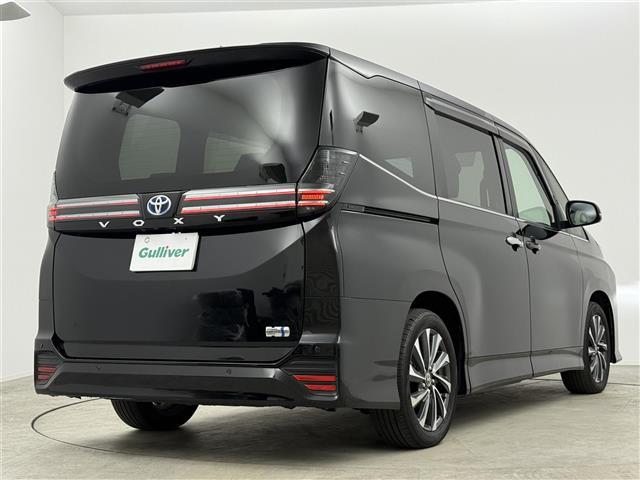 ヴォクシー ハイブリッドＳ－Ｚ　純正ディスプレイオーディオ　フルセグＴＶ　Ｂｌｕｅｔｏｏｔｈ接続　ＤＶＤ　ＣＤ　ＡＭ　ＦＭ　トヨタセーフティセンス　プリクラッシュセーフティ　レーントレーシングアシスト　レーダークルーズコントロール（31枚目）