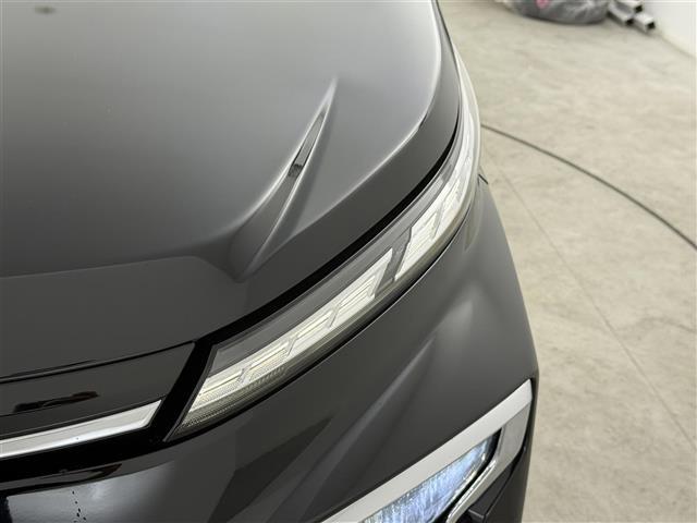 ヴォクシー ハイブリッドＳ－Ｚ　純正ディスプレイオーディオ　フルセグＴＶ　Ｂｌｕｅｔｏｏｔｈ接続　ＤＶＤ　ＣＤ　ＡＭ　ＦＭ　トヨタセーフティセンス　プリクラッシュセーフティ　レーントレーシングアシスト　レーダークルーズコントロール（36枚目）