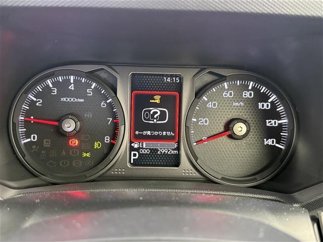 タフト Ｇターボ　ダーククロムベンチャー　純正９型ディスプレイオーディオ　フルセグＴＶ　Ｂｌｕｅｔｏｏｔｈ接続　ＨＤＭＩ　アダプティブクルーズコントロール　ガラスルーフ　バックカメラ　電動パーキングブレーキ　オートホールド　衝突軽減ブレーキ（4枚目）