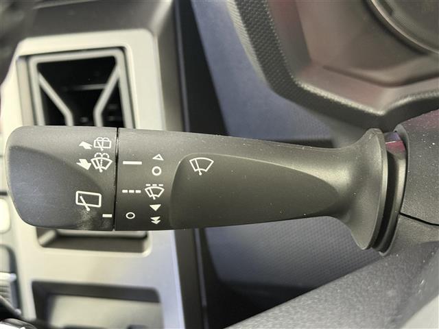 タフト Ｇターボ　ダーククロムベンチャー　純正９型ディスプレイオーディオ　フルセグＴＶ　Ｂｌｕｅｔｏｏｔｈ接続　ＨＤＭＩ　アダプティブクルーズコントロール　ガラスルーフ　バックカメラ　電動パーキングブレーキ　オートホールド　衝突軽減ブレーキ（7枚目）