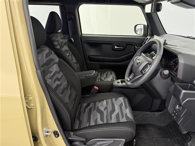 タフト Ｇターボ　ダーククロムベンチャー　純正９型ディスプレイオーディオ　フルセグＴＶ　Ｂｌｕｅｔｏｏｔｈ接続　ＨＤＭＩ　アダプティブクルーズコントロール　ガラスルーフ　バックカメラ　電動パーキングブレーキ　オートホールド　衝突軽減ブレーキ（17枚目）