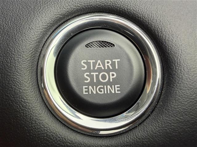 デリカＤ：５ シャモニー　登録済未使用車　両側パワースライドドア　ブラインドスポットモニター　衝突被害軽減ブレーキシステム　レーダークルーズコントロール　車線逸脱警報システム　ＬＥＤヘッドライト　ハーフレザーシート　スマートキ（5枚目）