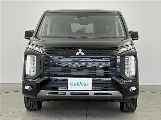 デリカＤ：５ シャモニー　登録済未使用車　両側パワースライドドア　ブラインドスポットモニター　衝突被害軽減ブレーキシステム　レーダークルーズコントロール　車線逸脱警報システム　ＬＥＤヘッドライト　ハーフレザーシート　スマートキ（30枚目）