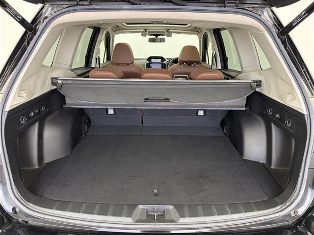 フォレスター アドバンス　アイサイト　サンルーフ　純正ナビ　Ｂｌｕｅｔｏｏｔｈ接続　ＤＶＤ／ＣＤ　フルセグＴＶ　ＡＭ／ＦＭ　バック／サイドカメラ　ＥＴＣ　レザーシート　メモリー付きパワーシート　シートヒーター　衝突軽減ブレーキ（28枚目）