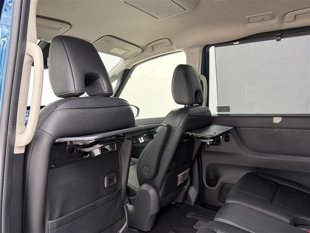 セレナ ハイウェイスターV 純正12.3インチナビ アラウンドビューモニター フルセグTV フリップダウンモニター プロパイロット エマージェンシーブレーキ ブラインドスポットワーニング ソナー機能 インテリジェントルームミラー(26枚目)