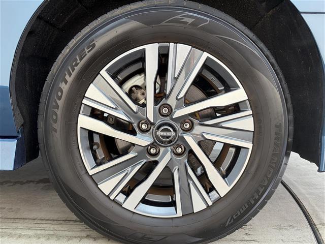 セレナ ハイウェイスターV 純正12.3インチナビ アラウンドビューモニター フルセグTV フリップダウンモニター プロパイロット エマージェンシーブレーキ ブラインドスポットワーニング ソナー機能 インテリジェントルームミラー(41枚目)