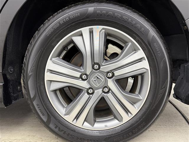 ステップワゴンスパーダ スパーダハイブリッド G ホンダセンシング ホンダセンシング 衝突被害軽減ブレーキ 誤発進抑制機能 アダプティブクルーズコントロール 先行車発進お知らせ機能 フリップダウンモニター 全方位カメラ 両側パワースライドドア ドライブレコーダー(41枚目)