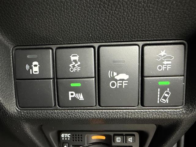 ステップワゴンスパーダ スパーダハイブリッド G・EX ホンダセンシング 純正10インチナビ CD/DVD Bluetooth接続 フルセグTV AppleCarPlay マルチビューカメラ ホンダセンシング 衝突被害軽減ブレーキ アダプティブクルーズコントロール(18枚目)