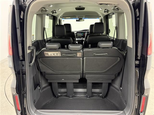 ステップワゴンスパーダ スパーダハイブリッド G・EX ホンダセンシング 純正10インチナビ CD/DVD Bluetooth接続 フルセグTV AppleCarPlay マルチビューカメラ ホンダセンシング 衝突被害軽減ブレーキ アダプティブクルーズコントロール(28枚目)