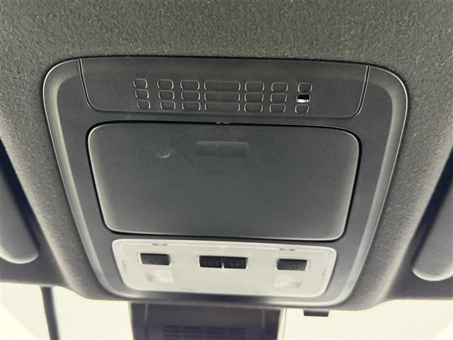 ヴォクシー ZS 煌III トヨタセーフティセンス プリクラッシュセーフティ レーンディパーチャーアラート オートマチックハイビーム クルーズコントロール 両側パワースライド 純正ナビ フリップダウンモニター ドライブレコーダー(16枚目)