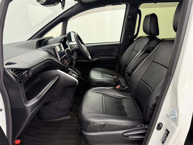 ヴォクシー ZS 煌III トヨタセーフティセンス プリクラッシュセーフティ レーンディパーチャーアラート オートマチックハイビーム クルーズコントロール 両側パワースライド 純正ナビ フリップダウンモニター ドライブレコーダー(22枚目)