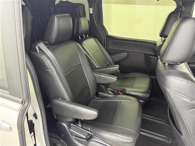 ヴォクシー ZS 煌III トヨタセーフティセンス プリクラッシュセーフティ レーンディパーチャーアラート オートマチックハイビーム クルーズコントロール 両側パワースライド 純正ナビ フリップダウンモニター ドライブレコーダー(23枚目)