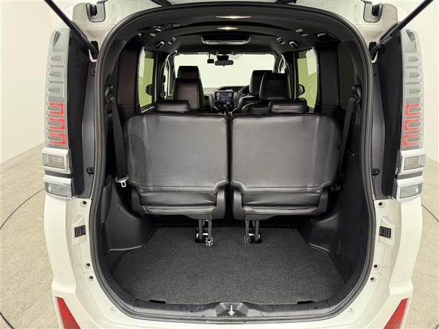 ヴォクシー ZS 煌III トヨタセーフティセンス プリクラッシュセーフティ レーンディパーチャーアラート オートマチックハイビーム クルーズコントロール 両側パワースライド 純正ナビ フリップダウンモニター ドライブレコーダー(26枚目)