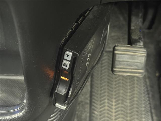 Ｎ－ＢＯＸカスタム Ｇ　ＳＳパッケージ　ＳＤナビ　地デジＴＶ　ＣＤ／ＤＶＤ　両側パワースライドドア　前方ドライブレコーダー　ＥＴＣ　純正フロアマット　純正１４インチアルミホイール　横滑り防止装置　オートライト　スマートキー　プッシュスタート（14枚目）