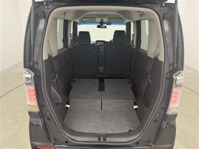 Ｎ－ＢＯＸカスタム Ｇ　ＳＳパッケージ　ＳＤナビ　地デジＴＶ　ＣＤ／ＤＶＤ　両側パワースライドドア　前方ドライブレコーダー　ＥＴＣ　純正フロアマット　純正１４インチアルミホイール　横滑り防止装置　オートライト　スマートキー　プッシュスタート（25枚目）