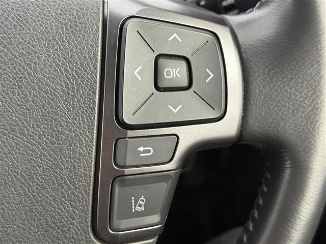 ハイエースバン スーパーＧＬ　ダーク　プライムＩＩ　純正ナビ　ＣＤ／ＤＶＤ　Ｂｌｕｅｔｏｏｔｈ接続　フルセグＴＶ　ＵＳＢ　ＨＤＭＩ入力　バックカメラ　ＥＴＣ　ドライブレコーダー　両側パワースライドドア　デジタルインナーミラー　プリクラッシュセーフティ（6枚目）