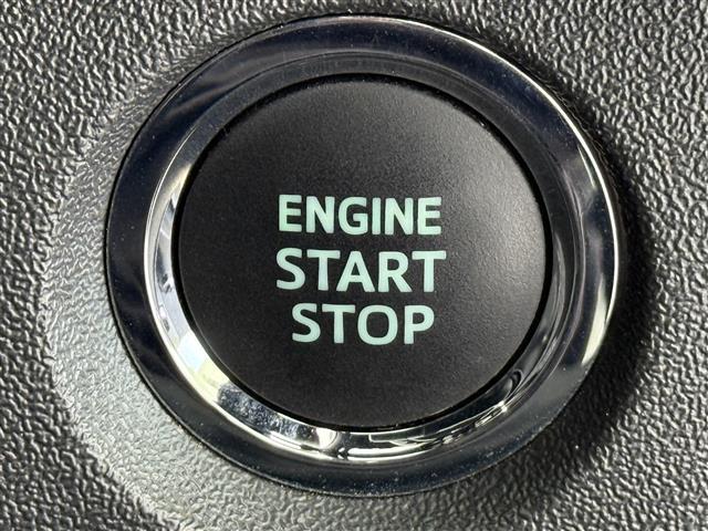 ハイエースバン スーパーＧＬ　ダーク　プライムＩＩ　純正ナビ　ＣＤ／ＤＶＤ　Ｂｌｕｅｔｏｏｔｈ接続　フルセグＴＶ　ＵＳＢ　ＨＤＭＩ入力　バックカメラ　ＥＴＣ　ドライブレコーダー　両側パワースライドドア　デジタルインナーミラー　プリクラッシュセーフティ（9枚目）