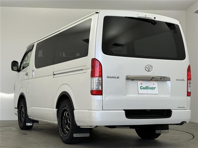 ハイエースバン スーパーＧＬ　ダーク　プライムＩＩ　純正ナビ　ＣＤ／ＤＶＤ　Ｂｌｕｅｔｏｏｔｈ接続　フルセグＴＶ　ＵＳＢ　ＨＤＭＩ入力　バックカメラ　ＥＴＣ　ドライブレコーダー　両側パワースライドドア　デジタルインナーミラー　プリクラッシュセーフティ（32枚目）