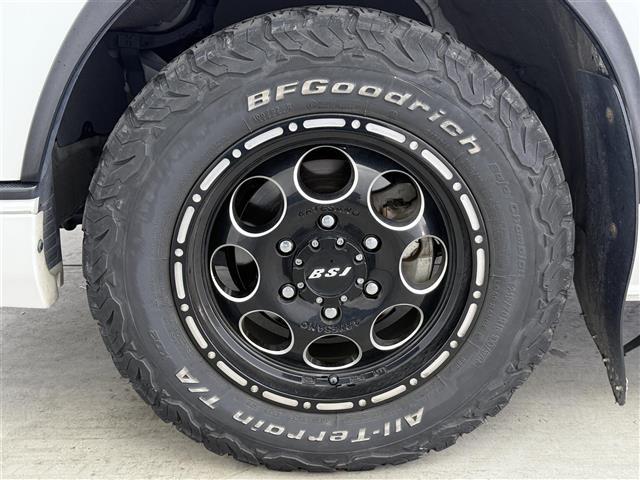 ハイエースバン スーパーＧＬ　ダーク　プライムＩＩ　純正ナビ　ＣＤ／ＤＶＤ　Ｂｌｕｅｔｏｏｔｈ接続　フルセグＴＶ　ＵＳＢ　ＨＤＭＩ入力　バックカメラ　ＥＴＣ　ドライブレコーダー　両側パワースライドドア　デジタルインナーミラー　プリクラッシュセーフティ（40枚目）