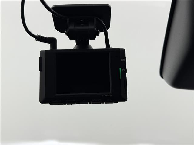 ライズ Ｚ　スマートアシスト　純正ナビ　フルセグＴＶ　パノラミックビューモニター　レーダークルーズコントロール　前後ドラレコ　ブラインドスポットモニター　シートヒーター　パドルシフト　ルーフキャリア　スペアキー（16枚目）