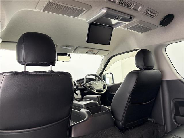 ハイエースワゴン ＧＬ　ＦＬＥＸコンプリートカー　シートアレンジ【ｆａｍｉｌｉａｒ】　ヒッチメンバー　防虫ネット　アミエース（左後網戸）　フロントバンパー　テールランプ　フォグランプ　社外ナビ　後席モニター　全方位カメラ（25枚目）