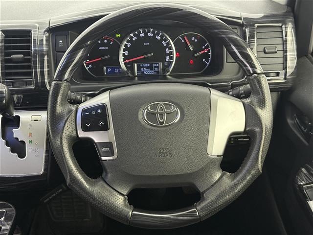 ハイエースワゴン ＧＬ　伊原工業アイシート（ベッドキット）　フロントスポイラー／リアスポイラー／リアウィング　ＳＤナビ（ＡＶＩＣ－ＺＨ０７７７Ｗ　フリップダウンモニター　ダズフェローズテールランプ　パワースライドドア　ＥＴＣ（3枚目）