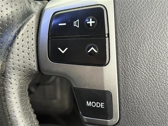 ハイエースワゴン ＧＬ　伊原工業アイシート（ベッドキット）　フロントスポイラー／リアスポイラー／リアウィング　ＳＤナビ（ＡＶＩＣ－ＺＨ０７７７Ｗ　フリップダウンモニター　ダズフェローズテールランプ　パワースライドドア　ＥＴＣ（5枚目）