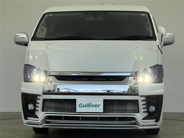 ハイエースワゴン ＧＬ　伊原工業アイシート（ベッドキット）　フロントスポイラー／リアスポイラー／リアウィング　ＳＤナビ（ＡＶＩＣ－ＺＨ０７７７Ｗ　フリップダウンモニター　ダズフェローズテールランプ　パワースライドドア　ＥＴＣ（25枚目）