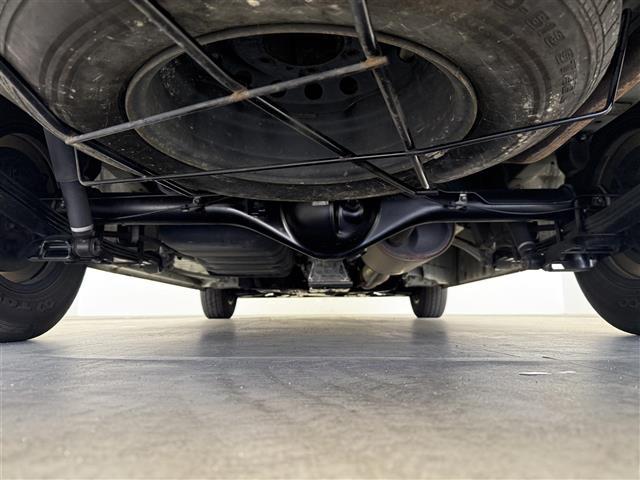 ハイエースワゴン ＧＬ　伊原工業アイシート（ベッドキット）　フロントスポイラー／リアスポイラー／リアウィング　ＳＤナビ（ＡＶＩＣ－ＺＨ０７７７Ｗ　フリップダウンモニター　ダズフェローズテールランプ　パワースライドドア　ＥＴＣ（37枚目）