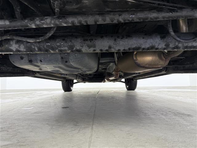 フレアクロスオーバー ＸＴ　ナビ　フルセグＴＶ　ＤＶＤ／ＣＤ　ＵＳＢ　デュアルカメラブレーキサポート　シートヒーター　ＥＴＣ　純正１８インチアルミホイール　横滑り防止装置　純正フロアマット　オートライト　スマートキー　スペアキー（37枚目）