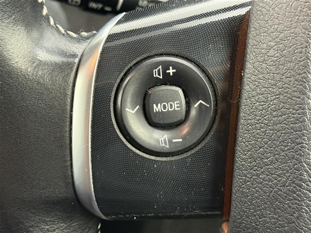 シエンタ ハイブリッドＧ　純正ナビ　フルセグＴＶ　トヨタセーフティセンス　プリクラッシュセーフティ　両側パワースライドドア　ドライブレコーダー　ＥＴＣ２．０　スマートキー　プッシュスタート　ドライブモード切替　コーナーポール（5枚目）