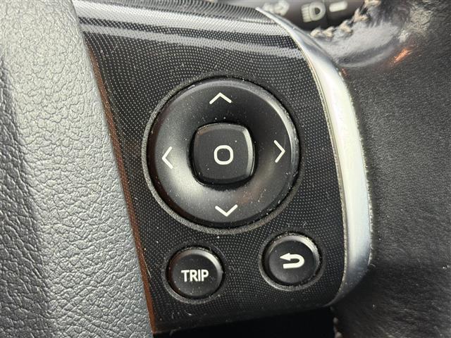 シエンタ ハイブリッドＧ　純正ナビ　フルセグＴＶ　トヨタセーフティセンス　プリクラッシュセーフティ　両側パワースライドドア　ドライブレコーダー　ＥＴＣ２．０　スマートキー　プッシュスタート　ドライブモード切替　コーナーポール（6枚目）