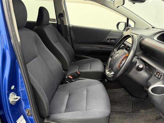 シエンタ ハイブリッドＧ　純正ナビ　フルセグＴＶ　トヨタセーフティセンス　プリクラッシュセーフティ　両側パワースライドドア　ドライブレコーダー　ＥＴＣ２．０　スマートキー　プッシュスタート　ドライブモード切替　コーナーポール（20枚目）