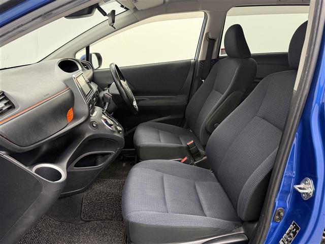 シエンタ ハイブリッドＧ　純正ナビ　フルセグＴＶ　トヨタセーフティセンス　プリクラッシュセーフティ　両側パワースライドドア　ドライブレコーダー　ＥＴＣ２．０　スマートキー　プッシュスタート　ドライブモード切替　コーナーポール（21枚目）