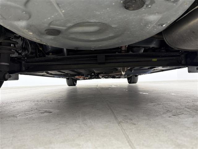 シエンタ ハイブリッドＧ　純正ナビ　フルセグＴＶ　トヨタセーフティセンス　プリクラッシュセーフティ　両側パワースライドドア　ドライブレコーダー　ＥＴＣ２．０　スマートキー　プッシュスタート　ドライブモード切替　コーナーポール（37枚目）