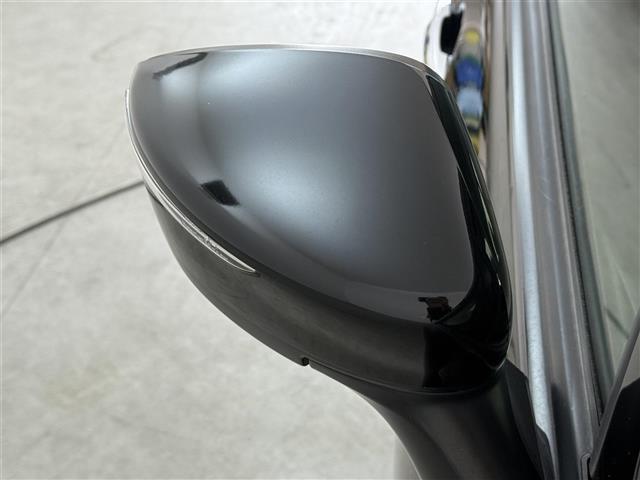 ノート ｅ－パワー　Ｘ　社外ナビ　Ｂｌｕｅｔｏｏｔｈ接続　フルセグＴＶ　ＣＤ／ＤＶＤ　衝突被害軽減ブレーキ　ＥＴＣ　オートライト　スマートキー　プッシュスタート　純正１５インチアルミホイール　フロアマット　スペアキー（36枚目）