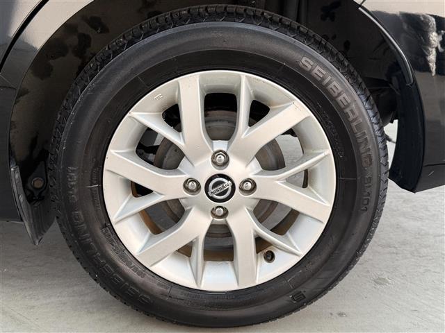 ノート ｅ－パワー　Ｘ　社外ナビ　Ｂｌｕｅｔｏｏｔｈ接続　フルセグＴＶ　ＣＤ／ＤＶＤ　衝突被害軽減ブレーキ　ＥＴＣ　オートライト　スマートキー　プッシュスタート　純正１５インチアルミホイール　フロアマット　スペアキー（41枚目）