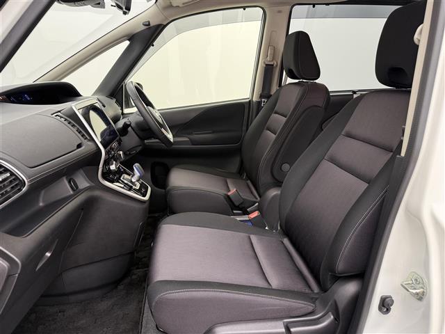 セレナ ｅ－パワー　ハイウェイスターＶ　ワンオーナー　ＡＬＰＩＮＥナビ　フルセグＴＶ　フリップダウンモニター　プロパイロット　エマージェンシーブレーキ　両側パワースライドドア　ドラレコ　ＥＴＣ　ＷｅｄｓＳｐｏｒｔ１８インチアルミホイール（22枚目）