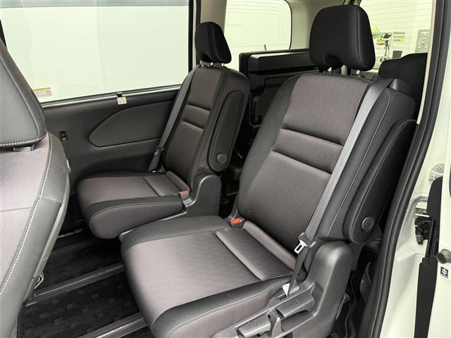 セレナ ｅ－パワー　ハイウェイスターＶ　ワンオーナー　ＡＬＰＩＮＥナビ　フルセグＴＶ　フリップダウンモニター　プロパイロット　エマージェンシーブレーキ　両側パワースライドドア　ドラレコ　ＥＴＣ　ＷｅｄｓＳｐｏｒｔ１８インチアルミホイール（24枚目）