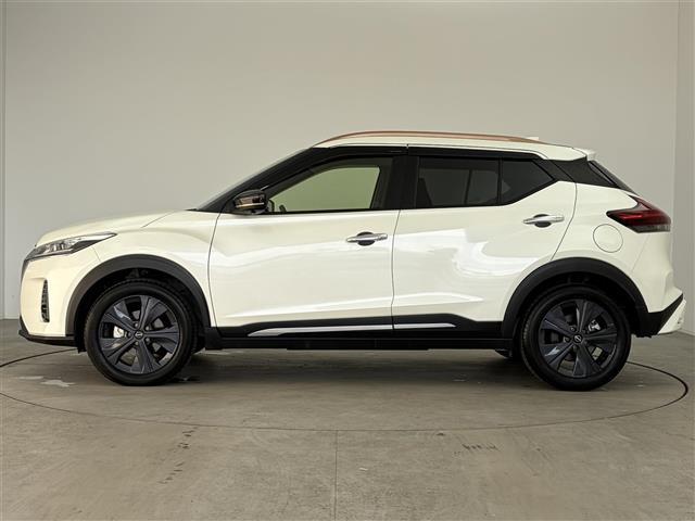 キックス X 90周年記念車 ワンオーナー プロパイロット 純正ナビ 全方位カメラ ハーフレザー ETC ドラレコ デジタルインナーミラー シートヒーター ステアリングヒーター オートライト 純正フロアマット スマートキー(36枚目)