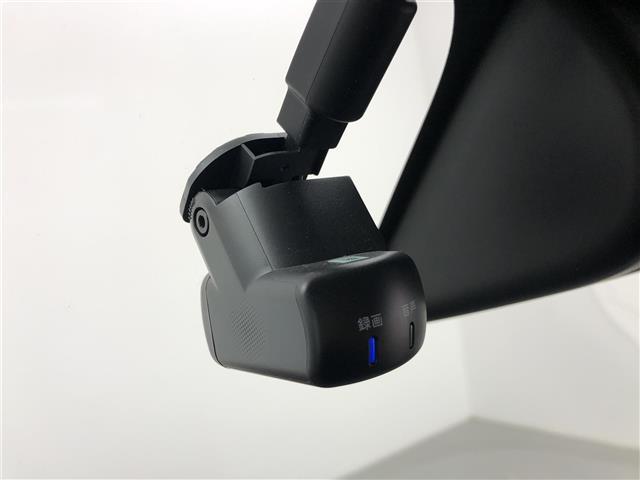 ルークス ハイウェイスターGタボアバンクロムプロパイロットED 純正9インチナビ アラウンドビューモニター プロパイロット エマージェンシーブレーキ 横滑り防止装置 コーナーセンサー レーンキープアシスト オートライト LEDヘッドライト(18枚目)