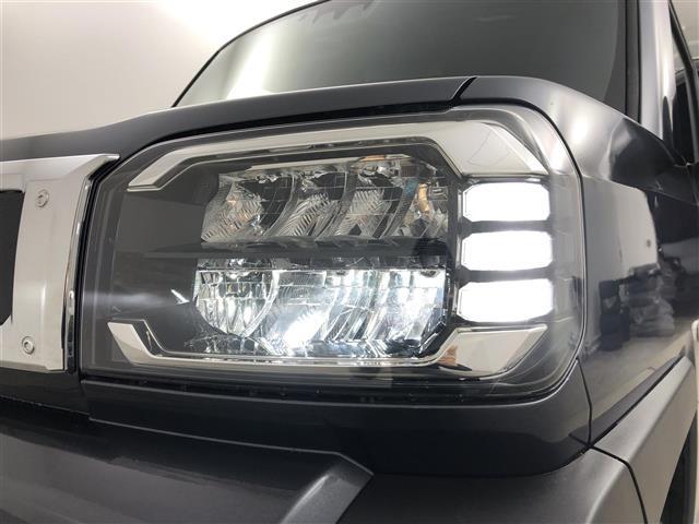 タフト Ｇ　クロムベンチャー　９インチディスプレイオーディオ　アラウンドビューモニター　ガラスルーフ　シートヒーター　ＨＤＭＩ／ＵＳＢ　ＥＴＣ　電子パーキング　オートホールド　ルーフレール　ＬＥＤライト　スマートキー　フロアマット（35枚目）