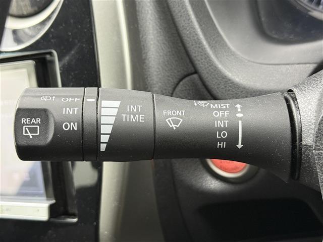 ノート ライダー ETC 純正フロアマット スマートキー プッシュスタート ドアバイザー 電動格納ミラー アイドリングストップ シガーソケット 社外15インチAW フルセグTV CD DVD 取扱説明書 保証書(5枚目)