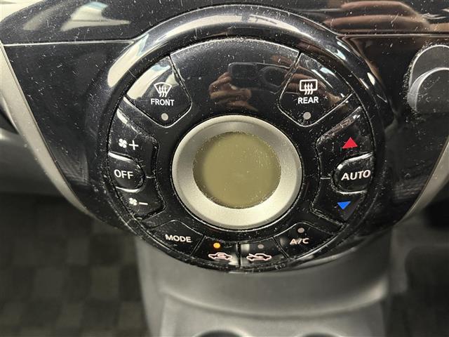 ノート ライダー ETC 純正フロアマット スマートキー プッシュスタート ドアバイザー 電動格納ミラー アイドリングストップ シガーソケット 社外15インチAW フルセグTV CD DVD 取扱説明書 保証書(16枚目)