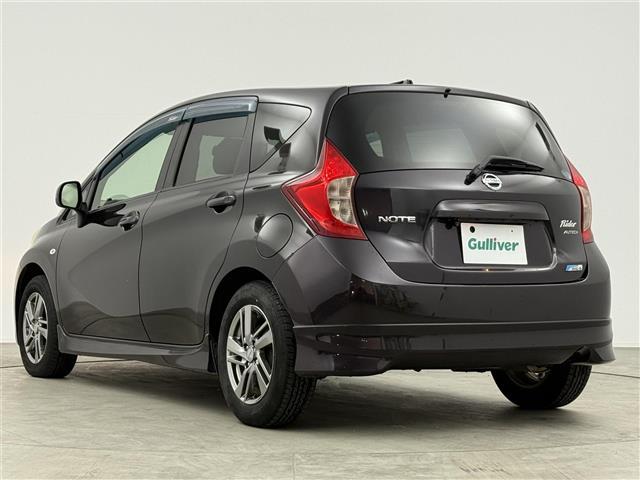 ノート ライダー ETC 純正フロアマット スマートキー プッシュスタート ドアバイザー 電動格納ミラー アイドリングストップ シガーソケット 社外15インチAW フルセグTV CD DVD 取扱説明書 保証書(32枚目)