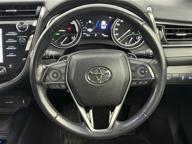 カムリ WS 純正8インチディスプレイオーディオ バックカメラ フルセグTV トヨタセーフティセンス クルーズコントロール ブラインドスポットモニター 衝突被害軽減システム 横滑り防止装置 ドライブレコーダー(3枚目)