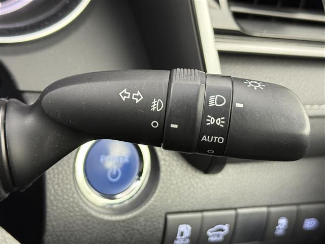 カムリ WS 純正8インチディスプレイオーディオ バックカメラ フルセグTV トヨタセーフティセンス クルーズコントロール ブラインドスポットモニター 衝突被害軽減システム 横滑り防止装置 ドライブレコーダー(8枚目)