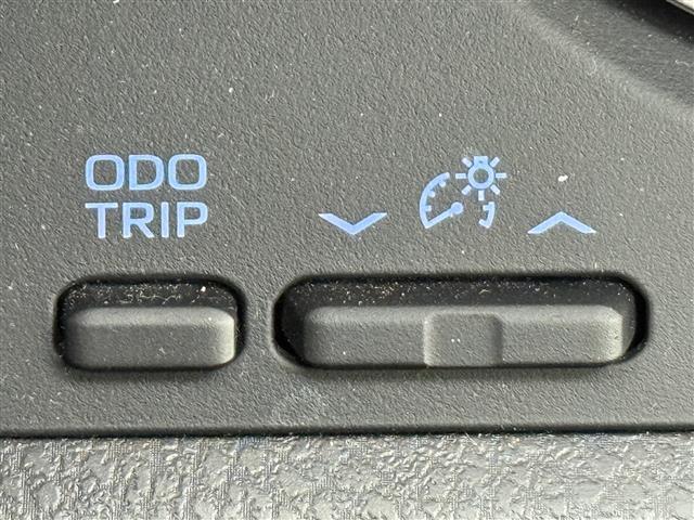 カムリ WS 純正8インチディスプレイオーディオ バックカメラ フルセグTV トヨタセーフティセンス クルーズコントロール ブラインドスポットモニター 衝突被害軽減システム 横滑り防止装置 ドライブレコーダー(12枚目)